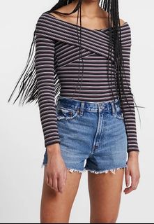 (Category: ) located in . Submitted by macey_store (Listing ID 1453547807, Image 1). Description: .