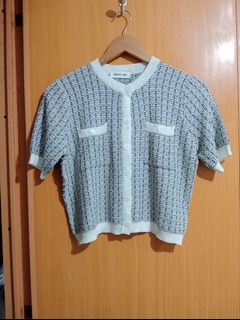 (Category: ) located in . Submitted by niceoutfits (Listing ID 1453466264, Image 1). Description: .