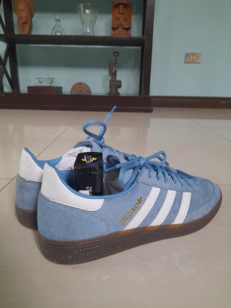 ADIDAS HANDBALL SPEZIAL (Category: Casual Shoes) located in Manila. Submitted by kevs. (Listing ID 1453511388, Image 2). Description: Lightly used. like 3 or 4 times lang nagamit. rfs naka tambak lang. NO BOX. Original shoes bought in Singapore. (Slightly Nego).