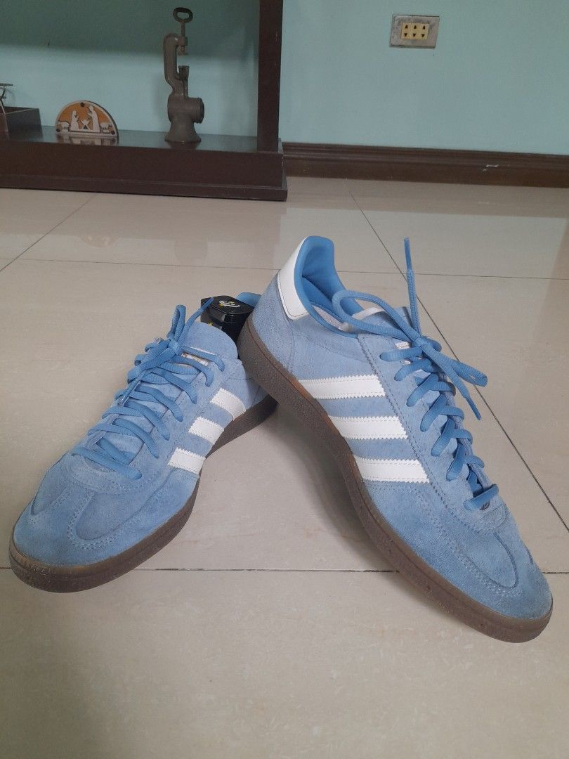 ADIDAS HANDBALL SPEZIAL (Category: Casual Shoes) located in Manila. Submitted by kevs. (Listing ID 1453511388, Image 3). Description: Lightly used. like 3 or 4 times lang nagamit. rfs naka tambak lang. NO BOX. Original shoes bought in Singapore. (Slightly Nego).