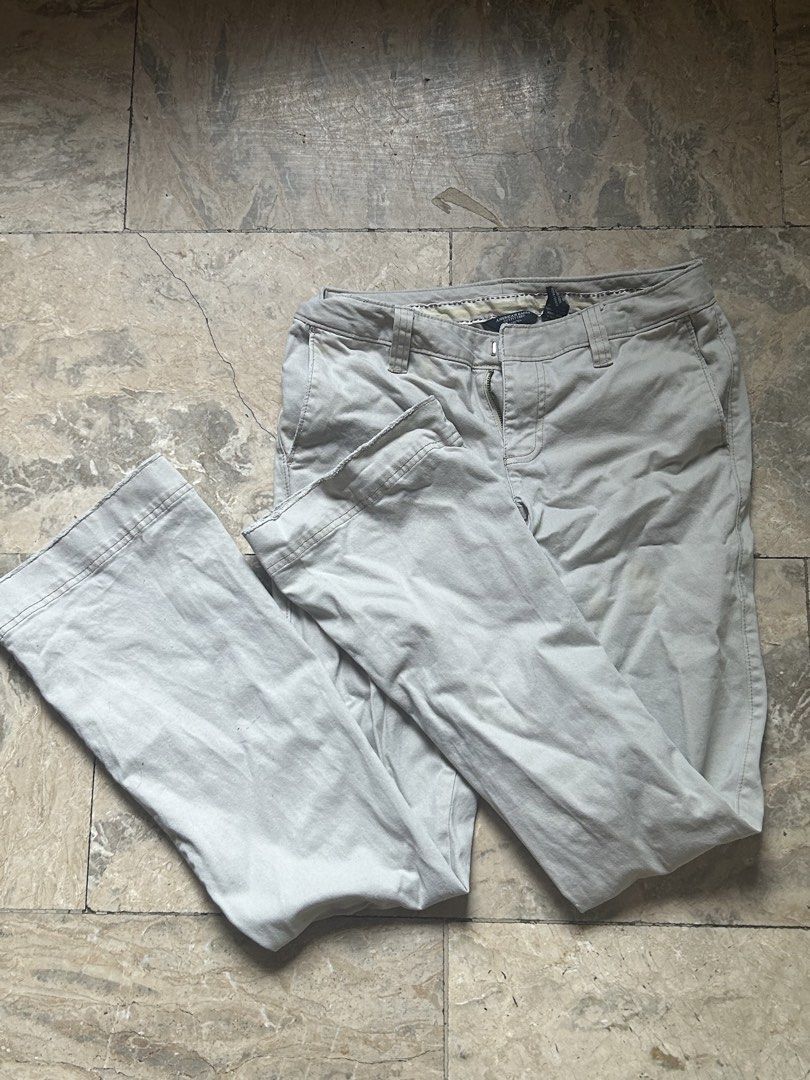AE khaki bootcut pants (Category: Jeans) located in Las Pinas. Submitted by dy_declutter (Listing ID 1453489262, Image 1). Description: pm for measurements.