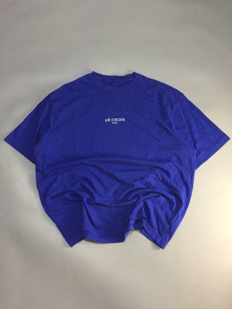 Air Jordan Basic Script (Category: Tshirts & Polo Shirts ) located in Balayan. Submitted by _wethrift (Listing ID 1453605221, Image 1). Description: Air Jordan Basic Script - size 2XL - dimension 25 x 29 - excellent condition - color rate 9/10 - no flaws MINE - 📩 +shipping fee 📍 BALAYAN, BATANGAS.