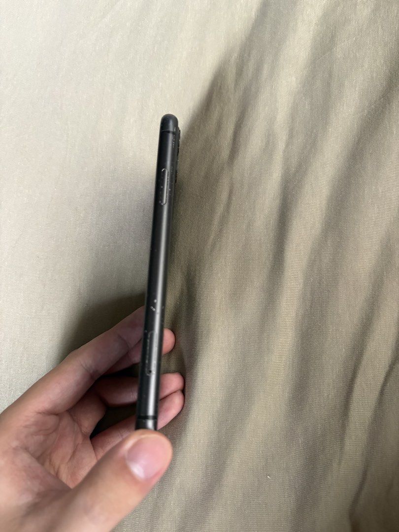 Apple iPhone 11 Black (Category: iPhone 11 Series) located in Pasay City. Submitted by enzopeco (Listing ID 1453553654, Image 3). Description: Apple iPhone 11 Black 128 GB 75 percent battery health (original battery) With box Casing included 10,000 pesos PM for more inquiries.