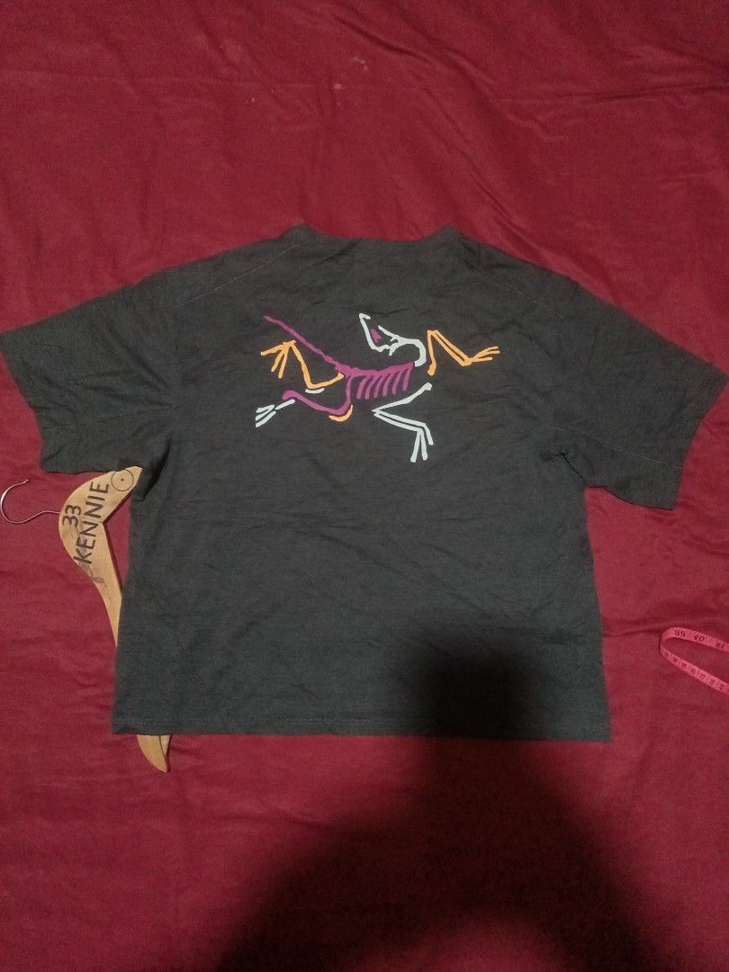 Arc'teryx Her Trails T-shirt S/P (Category: Tshirts & Polo Shirts ) located in Sagay. Submitted by kennie_3377 (Listing ID 1453433368, Image 2). Description: - Arc'teryx 'Her Trails' graphic t-shirt - Arc'teryx logo on the back - Made in Vietnam - Size: S/P (Small/Petite) - Material: 100% Polyester - Ideal for outdoor activities and casual wear.