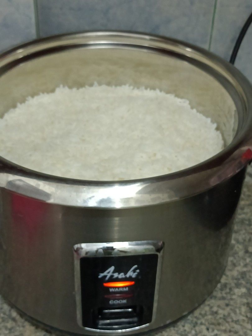 Asahi Stainless 10 cups rice cooker (Category: Other Kitchen Appliances) located in Manila. Submitted by ilovesupersale (Listing ID 1437242364, Image 3). Description: no issue like New gcash Payment scheduled pickup.