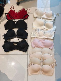 (Category: ) located in . Submitted by ivylau_ (Listing ID 1453546929, Image 1). Description: .