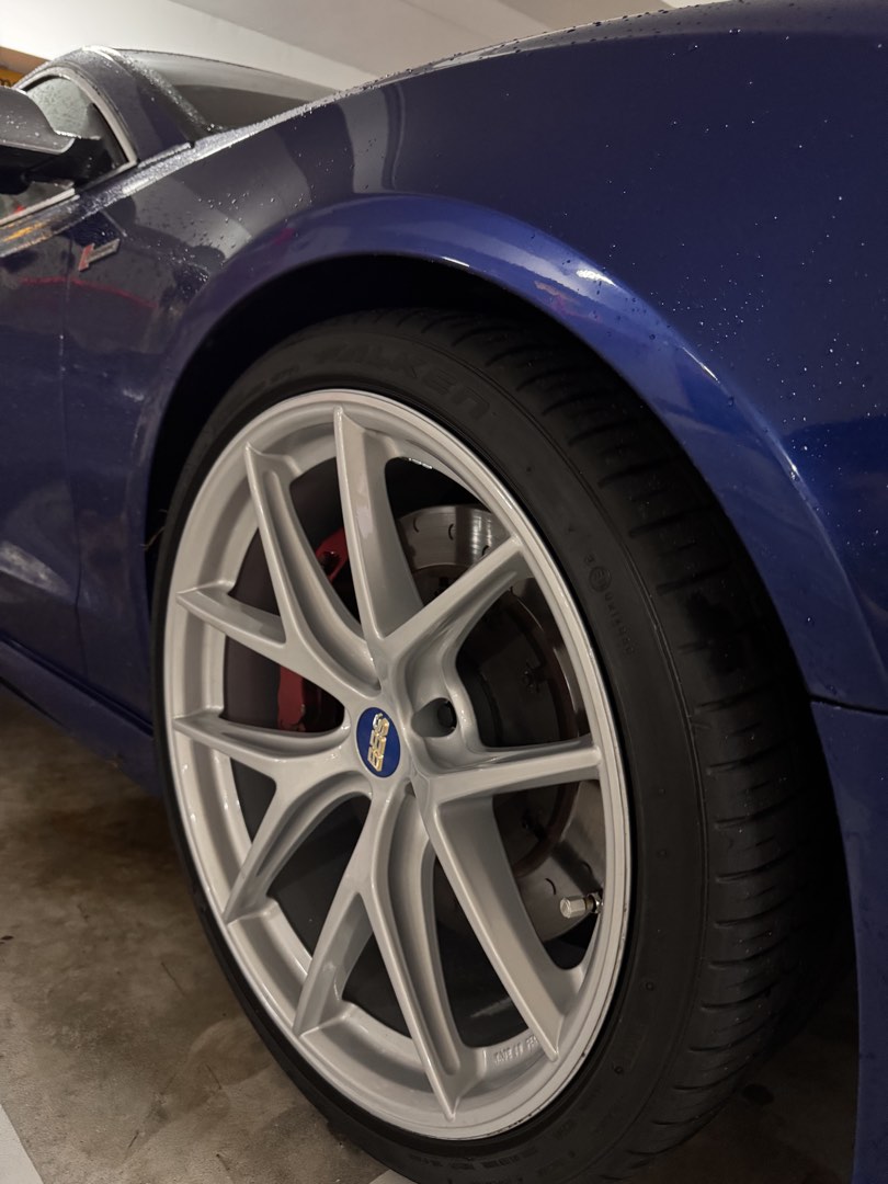 Audi S5 Sportback 3.0 TFSI qu S tronic (A) (Category: Used Cars) located in Singapore. Submitted by wingjet (Listing ID 1453588206, Image 3). Description: Low and genuine mileage. All wear and tear done with receipt. Infamous PCV, water pump, thermostat and more than $10,000 worth of repairs and maintenance have been done under my ownership. Heat exchanger Air intake Dual pulley Fox Exhaust. 20 inch FIR Rims Whatever its to be done had been done.