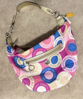 (Category: ) located in . Submitted by foundandloved.kl (Listing ID 1453604836, Image 1). Description: .