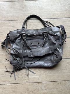 (Category: ) located in . Submitted by chic.botique (Listing ID 1453581438, Image 1). Description: .