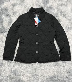 (Category: ) located in . Submitted by winterclothes.ph (Listing ID 1453589701, Image 1). Description: .