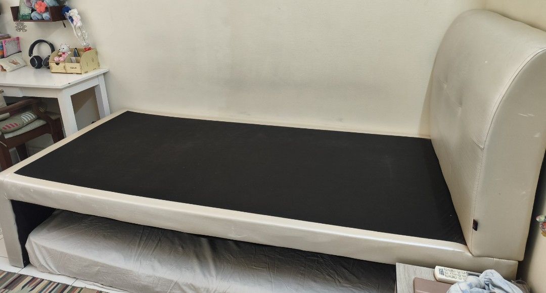 Bed Frame (Category: Bed Frames & Mattresses) located in Kuala Lumpur. Submitted by shena_2807 (Listing ID 1453512017, Image 1). Description: Please arrange own transport. In a good condition with some paint stain on the headboard but barely noticeable.