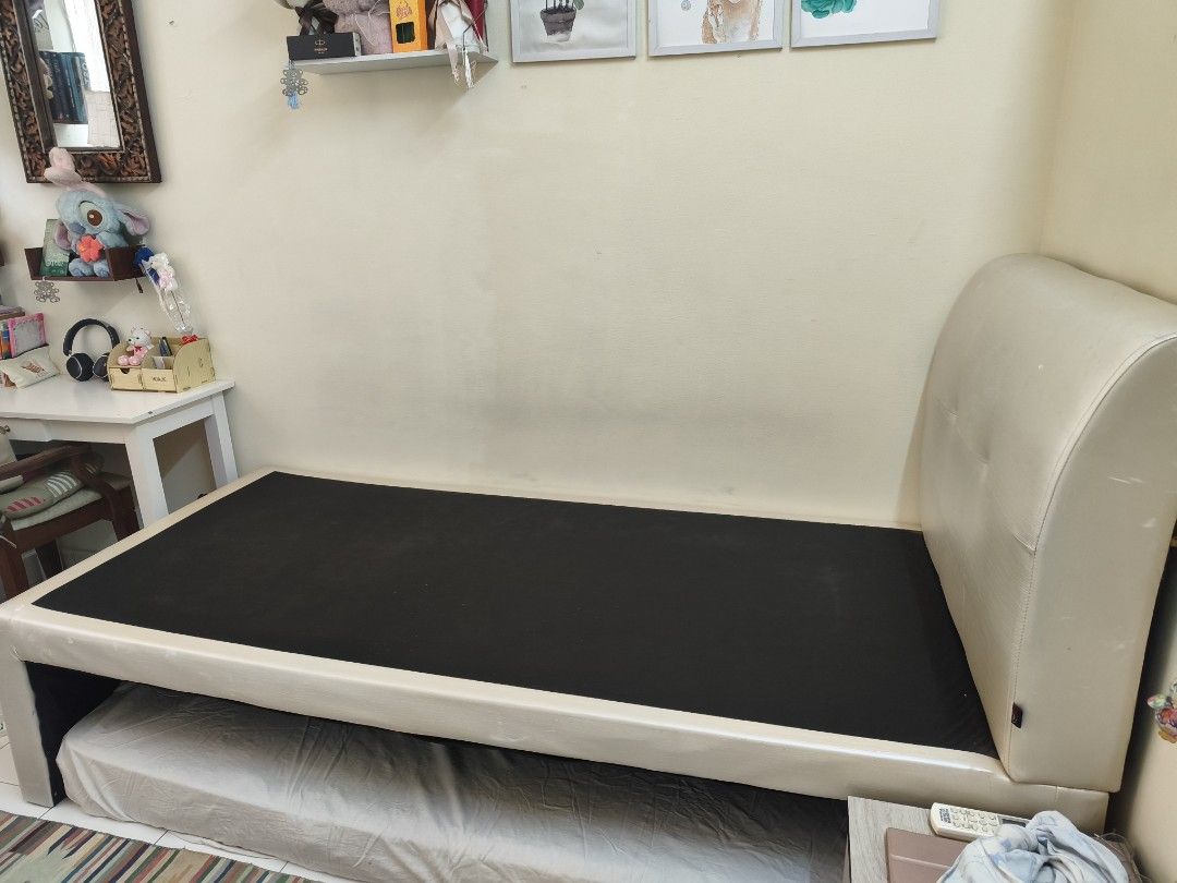 Bed Frame (Category: Bed Frames & Mattresses) located in Kuala Lumpur. Submitted by shena_2807 (Listing ID 1453512017, Image 3). Description: Please arrange own transport. In a good condition with some paint stain on the headboard but barely noticeable.