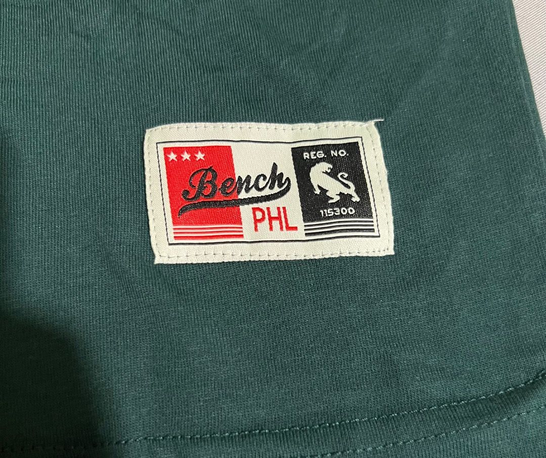 Bench Great Playmaker T-Shirt (Category: Tshirts & Polo Shirts ) located in Quezon City. Submitted by gus_07 (Listing ID 1453576820, Image 2). Description: Original Small size Never been used RFS: Decluttering Location: Near UP Diliman, Quezon City.