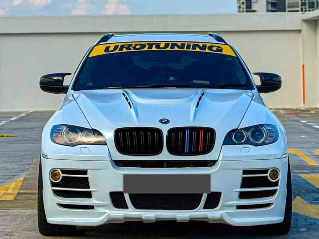 (Category: ) located in . Submitted by g-motoring (Listing ID 1453520105, Image 1). Description: .