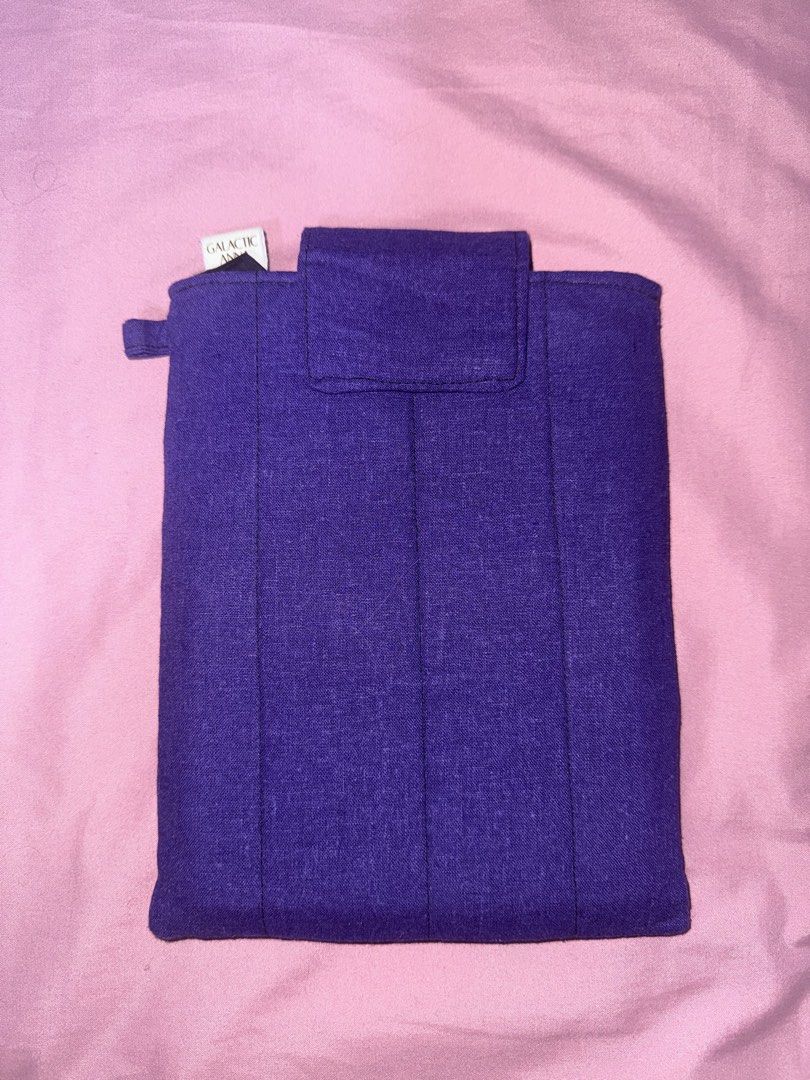 Book/Tablet Sleeve 9” (Category: Laptop Bags & Sleeves) located in Manila. Submitted by decluttering_kemeru (Listing ID 1453483505, Image 1). Description: Originally bought for ₱350 from Galactic Anna RFS: decluttering/not using it much.