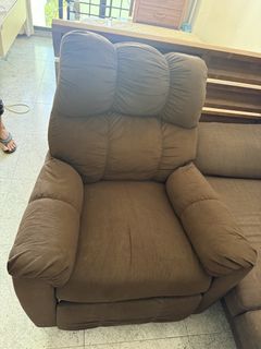 (Category: ) located in . Submitted by cycle1234 (Listing ID 1453435122, Image 1). Description: .