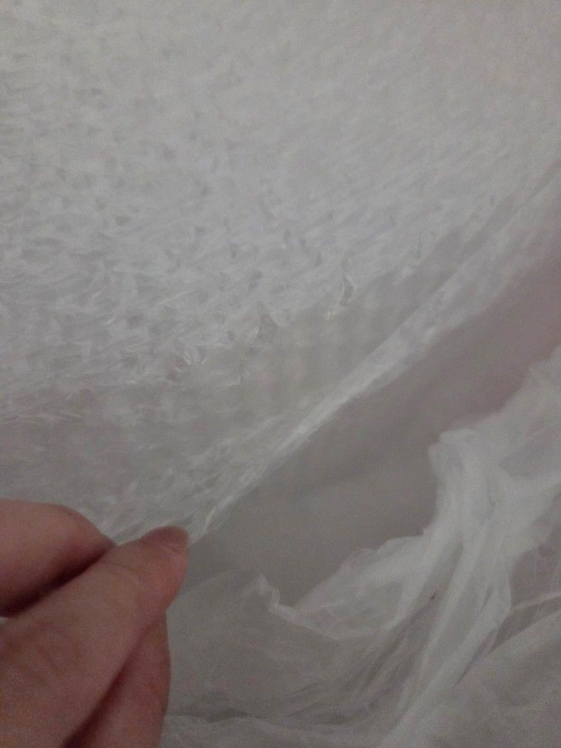 Double Layer Bubble Wrap For Packaging (Category: Craft Supplies & Tools) located in Kuala Lumpur. Submitted by suwernie (Listing ID 1453568985, Image 2). Description: Whole roll 65cm diameter 102cm height 100 meter.