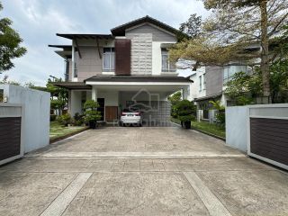 (Category: ) located in . Submitted by mkhairul85 (Listing ID 1453604878, Image 1). Description: .