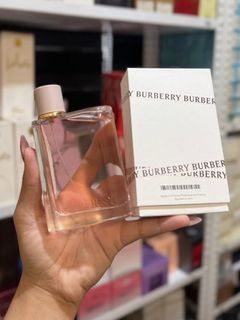 (Category: ) located in . Submitted by luxuryfragrances (Listing ID 1453578962, Image 1). Description: .
