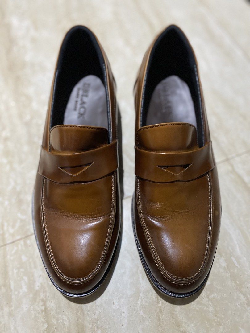 CASUAL LOAFERS 8mens (Category: Casual Shoes) located in Cebu City. Submitted by matfinds (Listing ID 1453605185, Image 3). Description: excellent hand made comfy hindi masakit sa paa soft inside 8mens Talamban cebu.