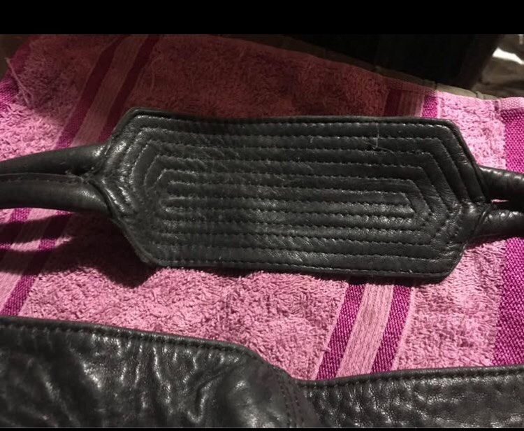 Chat Chat Black Leather Hobo Shoulder Bag (Category: Shoulder Bags) located in Marikina City. Submitted by theconstantdeclutterer (Listing ID 1453460136, Image 3). Description: Chat Chat black leather bag. Imported from Singapore. Large size. Old stock and unused. Get this now! .