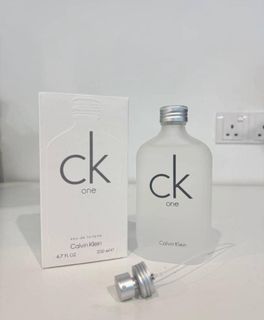 (Category: ) located in . Submitted by fragranceParfumdealer (Listing ID 1453554753, Image 1). Description: .