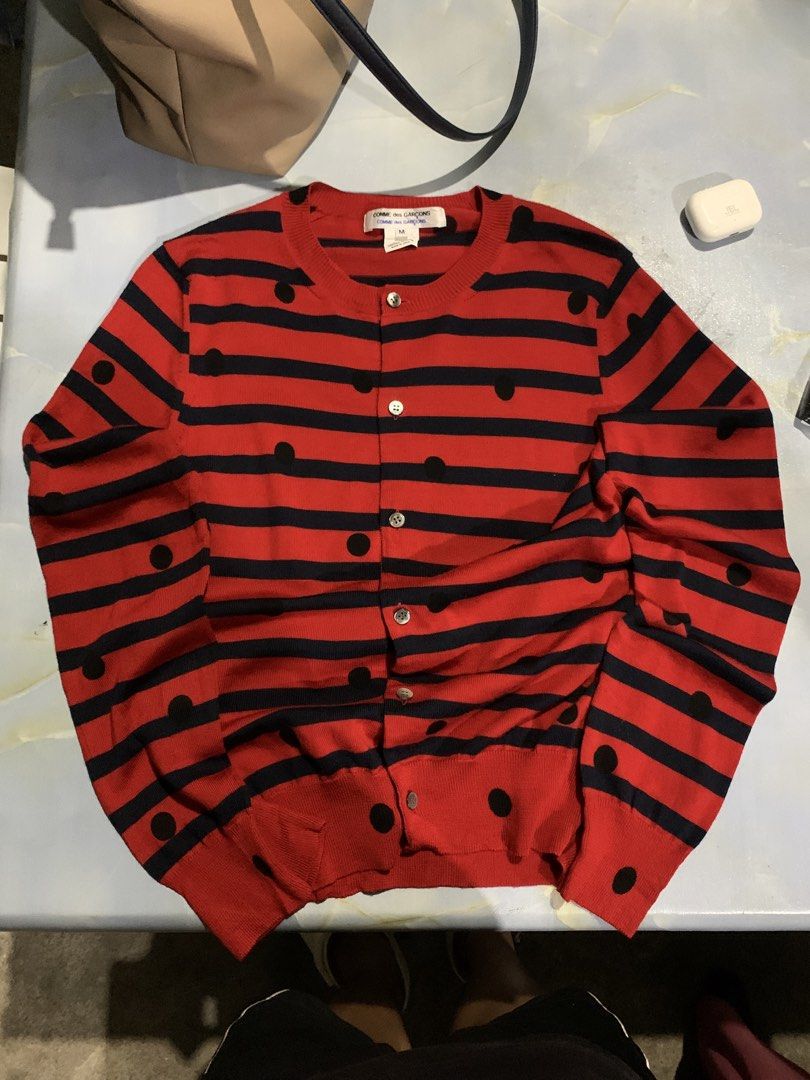 Comme des Garcons (Category: Luxury Apparel) located in Mexico. Submitted by rabbit.hole_thrift (Listing ID 1453548053, Image 1). Description: Comme des Garcons cardigan Medium on tag Excellent condi (As new) 3500 plus sf still nego.