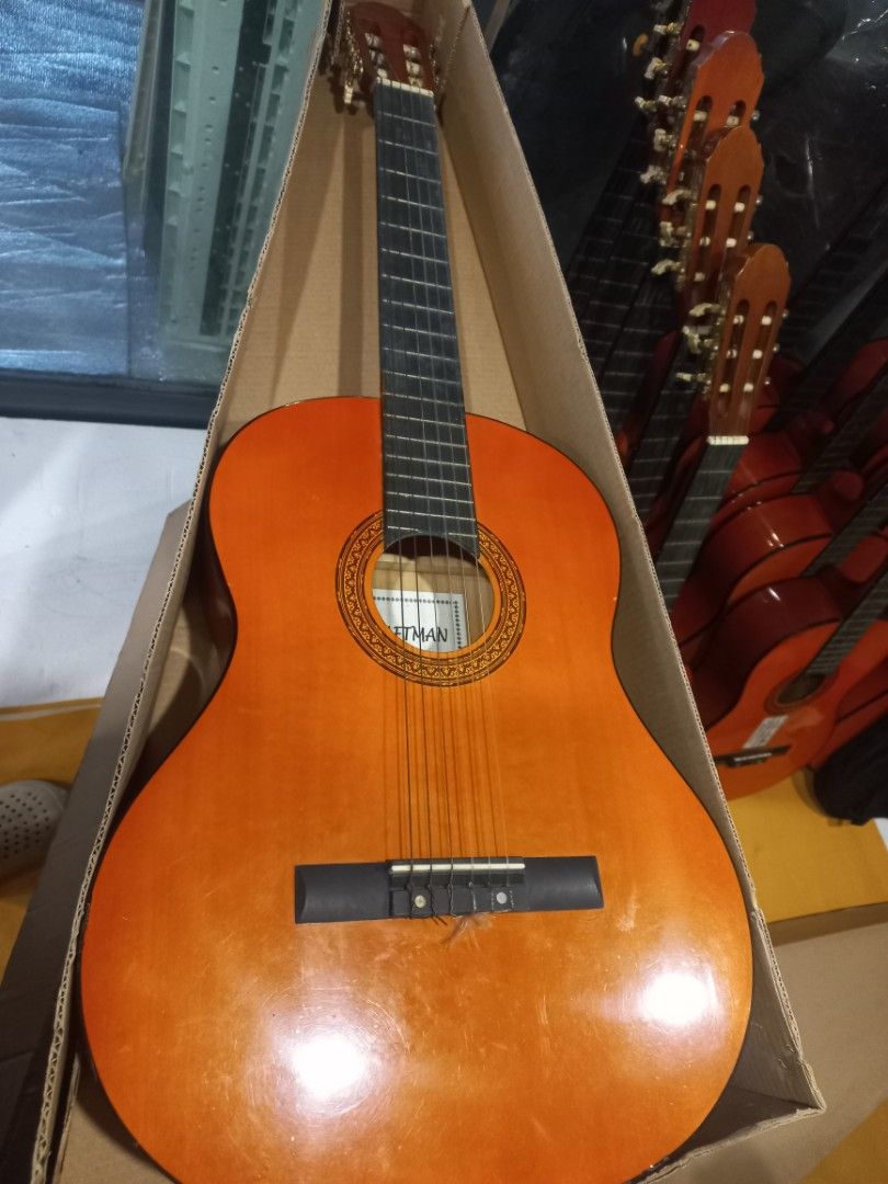 Craftsman Nylon Acoustic Guitar (Category: Musical Instruments) located in Manila. Submitted by arisdavid24 (Listing ID 1453533890, Image 2). Description: 10 pcs Available Craftsman 1,800php each In Good Condition Imported from Japan We can deliver within metro manila for COD, ( delivery fee buyer's expense ) We can ship nationwide ( shipping fee buyer's expense ) Call or txt for faster transaction 09914075827.