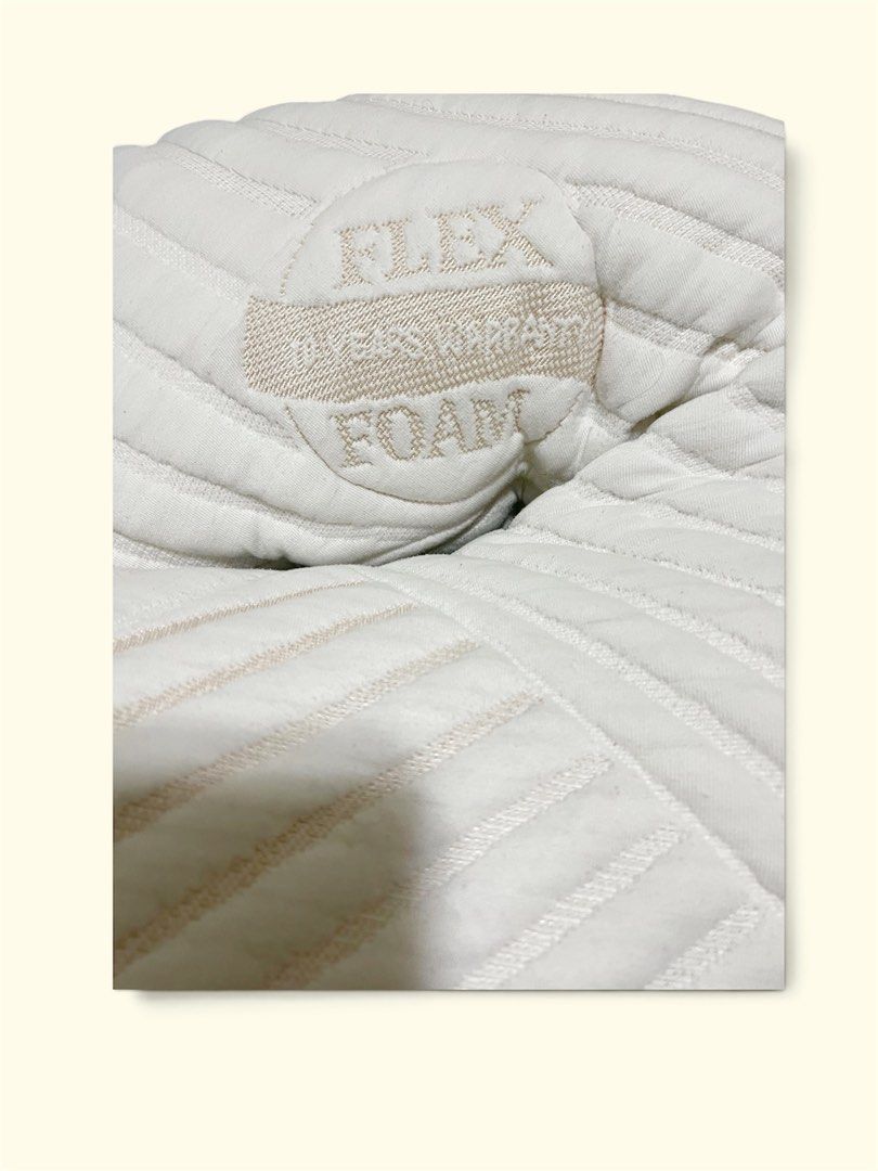 C-Shaped Maternity Pillow (Category: Maternity Care) located in Caloocan City. Submitted by allaboutthings (Listing ID 1453442168, Image 2). Description: ❓Maternity Pillow with Customized Cover from Mandaue Foam ❓Napawash na din once sa Laundry Shop inside SM Fairview 🏷️Measurements: 55"×22" × 13" ⁉️Rfs: Decluttering 📍Location: North Caloocan/ Near Camarin Doctors Hospital 🫶 PERSONAL PRE-LOVED🫶 ‼️NO RETURN‼️ ‼️NO EXCHANGE‼️ .