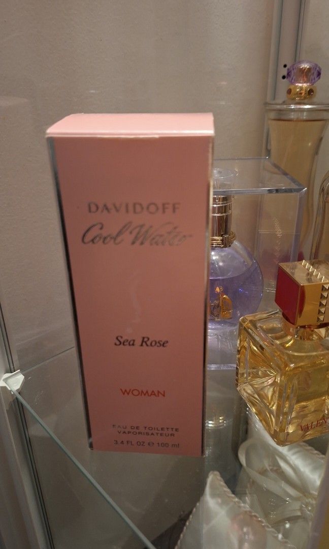 davidoff sea rose (Category: Fragrance & Deodorants) located in Cainta. Submitted by gieomana (Listing ID 1453599258, Image 3). Description: unang amoy ko sa searose na inlove na naman ako sa sobrang bango ,hindi masakit sa ilong amoy bagong ligo ,yan ang perfect description sa SEA ROSE DAVIDOFF negotiable pa po ang price.