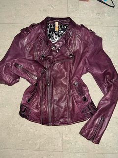 (Category: ) located in . Submitted by zhenxi_thrift (Listing ID 1453526640, Image 1). Description: .