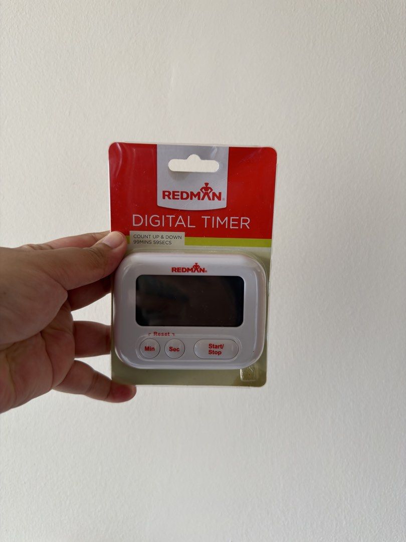 Digital Timer (Category: Health Monitors & Weighing Scales) located in Singapore. Submitted by snayww (Listing ID 1453492498, Image 1). Description: BNIB DIGITAL TIMER. Can be use for baking.