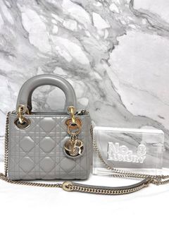 (Category: ) located in . Submitted by no.8luxury_main (Listing ID 1453433099, Image 1). Description: .