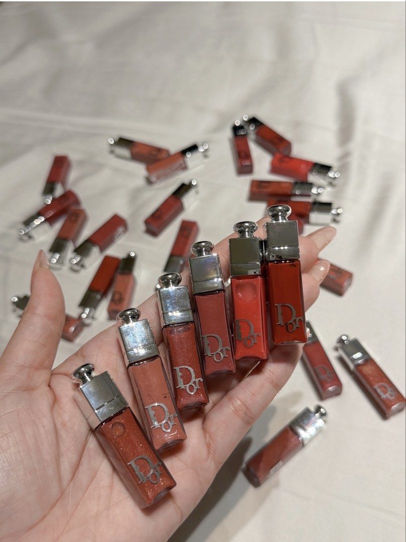 Dior Mini Lip Maximizer (Category: Makeup) located in Makati City. Submitted by preicosmetics (Listing ID 1453514236, Image 2). Description: 009 Intense Rosewood 012 Rosewood 019 Shimmer Peach 024 Intense Brick 028 Dior 8 Intense 029 Intense Grape 030 Shimmer Rose 037 Intense Rose 038 Rose Nude.