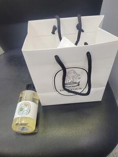 （分類：）位於 。 由 vadhika 提交（商品編號 1453487434，圖片 1）。簡介： 。