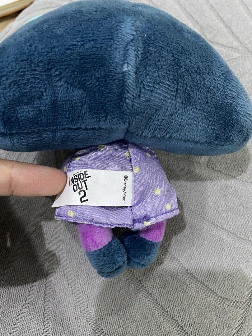 Disney inside and out 2 Envy keychain (Category: Character Goods) located in San Carlos. Submitted by robithedog (Listing ID 1453547316, Image 2). Description: .