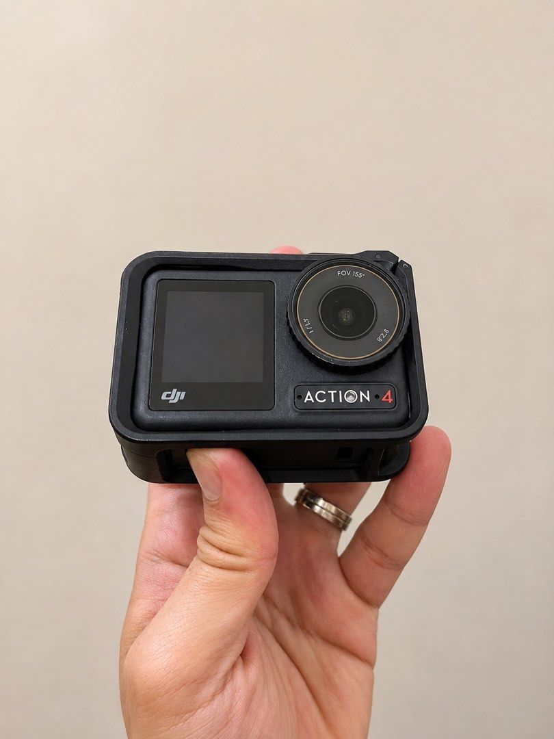 DJI Action 4 Camera with Telesin Power Bank (Category: Cameras) located in Manila. Submitted by dexter2205 (Listing ID 1453574314, Image 2). Description: - Capture all the action with a super-wide 155° field of view. - Records crisp video at f/2.8 for excellent low-light performance. - Perfect for all your adventures and extreme sports. - Ready to go for your next creative project. -this is sold as a bundle—Camera and Power Bank —good deal! .