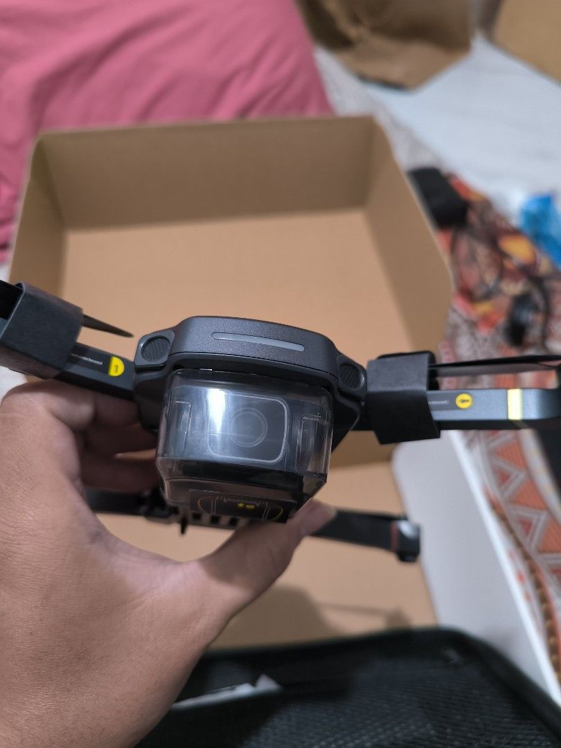 DRONE SNAPTAIN P30 (Category: Drones) located in Valenzuela. Submitted by cbml.marketing (Listing ID 1453476708, Image 3). Description: snaptain p30 drone unused received as a gift.