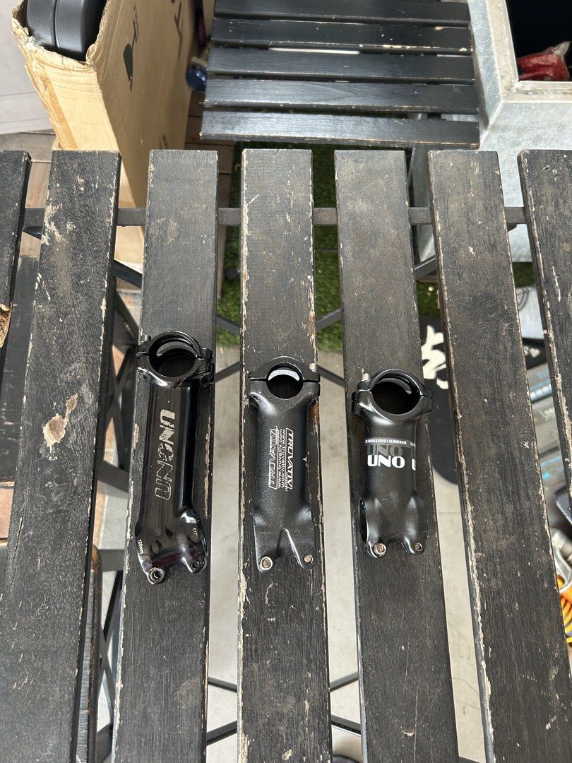 Dropbar (Category: Parts & Accessories) located in Singapore. Submitted by raf1q1 (Listing ID 1453538765, Image 3). Description: Take all 7 long bars - 120 (negotiable) Take all 4 drop bars - 100 Take all 3 stems - 50 Take all 3 seatpost/saddle - 30 Take both cleats - 10 Crankset - 80 Take all for - 300 Fast deal - 250 Rfs wanna clear space & got no use for all these .