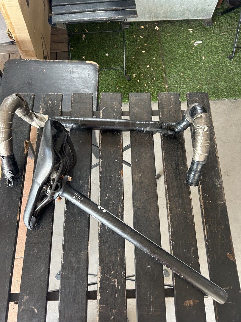 Dropbar (Category: Parts & Accessories) located in Singapore. Submitted by raf1q1 (Listing ID 1453538765, Image 7). Description: Take all 7 long bars - 120 (negotiable) Take all 4 drop bars - 100 Take all 3 stems - 50 Take all 3 seatpost/saddle - 30 Take both cleats - 10 Crankset - 80 Take all for - 300 Fast deal - 250 Rfs wanna clear space & got no use for all these .