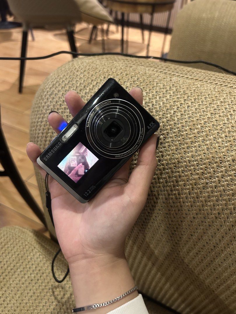 DUAL SCREEN Samsung ST500 digicam digital camera (Category: Cameras) located in Lagonoy. Submitted by nadayojiii (Listing ID 1453602978, Image 1). Description: Samsung ST500✨ NO FUNCTIONAL ISSUES flash working zoom working touch screen✨(has lcd burn but still responsive) has lens dust(visible when zoomed only) DUAL SCREEN✨✨(great for selfies!) SUPERB SHOTS🌅 COMPLETE SET (with inclusions🫶) .