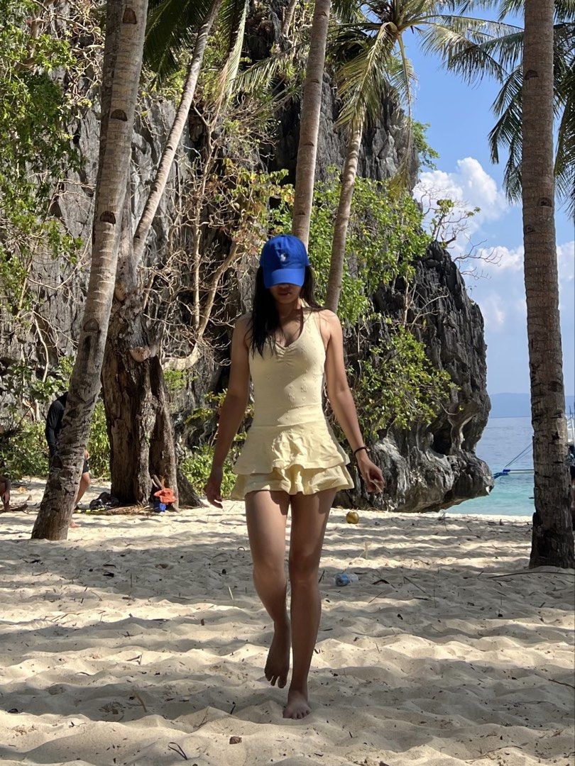 Eighth Mermaid Noelle in Full Piece (Category: Bikinis & Swimsuits) located in Caloocan City. Submitted by michdeclutter (Listing ID 1453563257, Image 2). Description: Used once Lemon Floret color Negotiable.