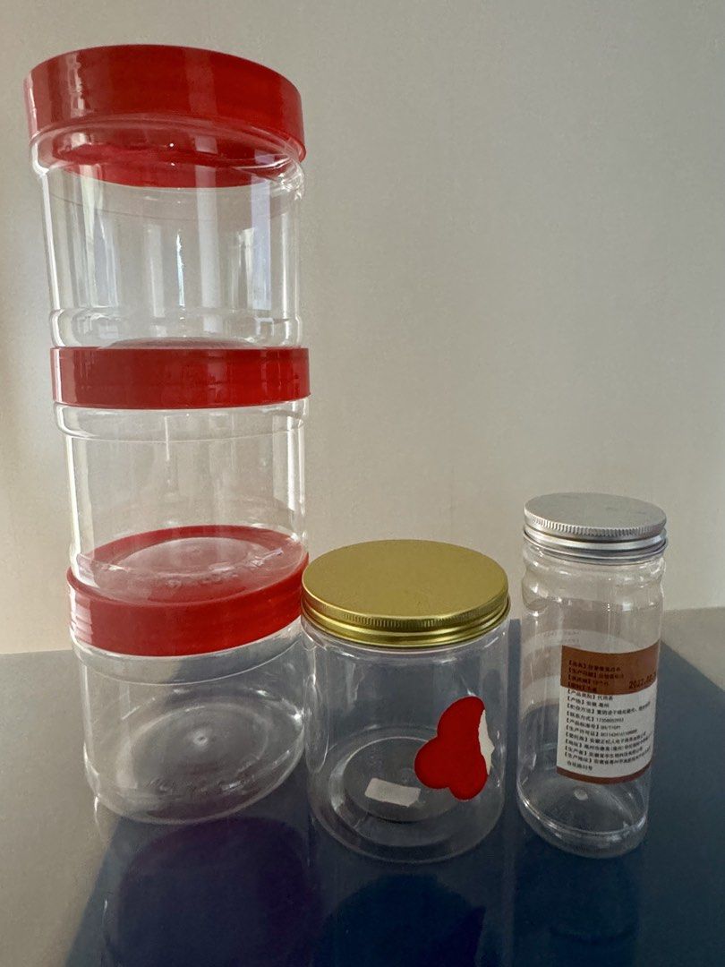 Empty containers (Category: Food Organisation & Storage) located in Singapore. Submitted by loveating (Listing ID 1453440301, Image 1). Description: .