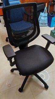 （分類：）位於 。 由 vincent_markdavid 提交（商品編號 1453602697，圖片 1）。簡介： 。
