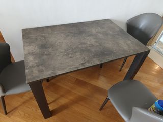 （分類：）位於 。 由 liow852 提交（商品編號 1453487437，圖片 1）。簡介： 。