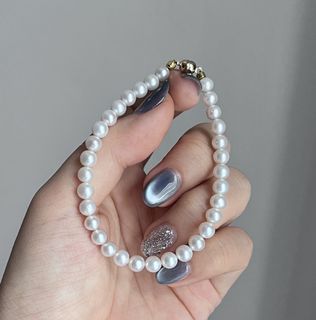 (Category: ) located in . Submitted by boutiqueorientalsg (Listing ID 1453616135, Image 1). Description: .