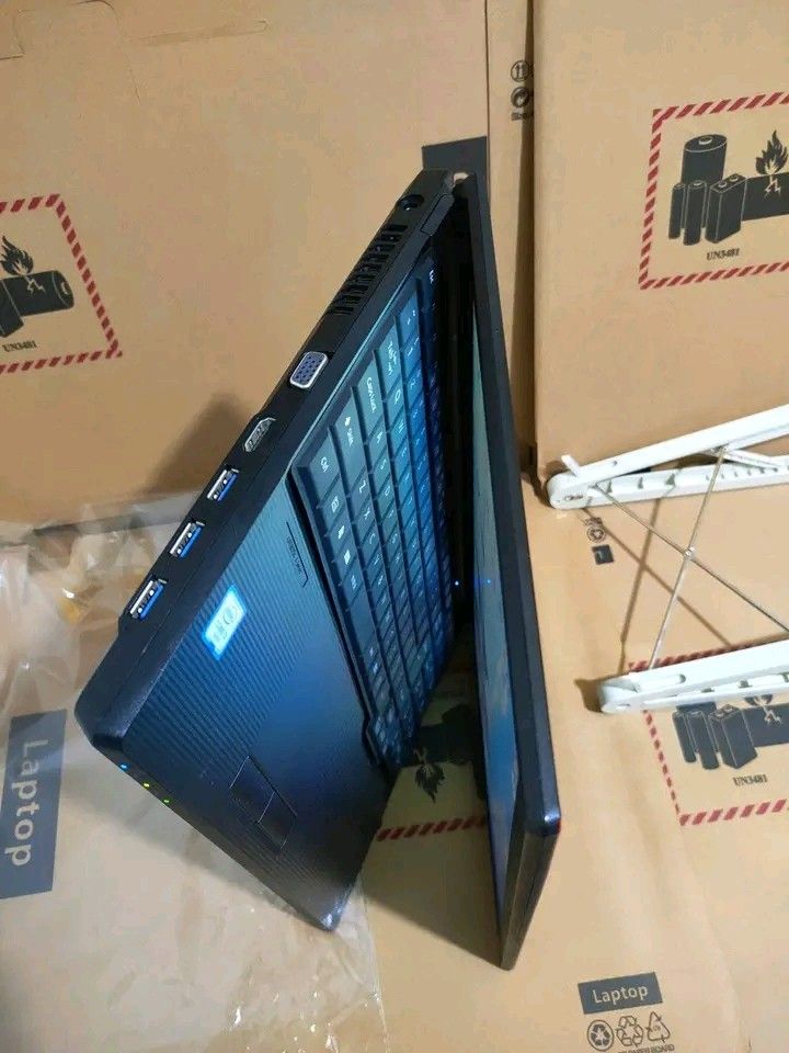💜FUJITSU A576💜 (Category: Laptops & Notebooks) located in Manila. Submitted by lonelyme_1986 (Listing ID 1453620546, Image 3). Description: 💜FUJITSU A576💜 🛑intel Core i3 6thGEN 2.20GHz 🛑Ram:4GB 🛑Storage:128GB ssd 🛑Intel hd graphics 🛑15'6 inches Screen ✅With numpad KEYBOARD 🛑DVD ready 🛑Good battery 🛑Wifi ready 🛑Camera ready 🔴Bluetooth ready 🔴VGA ready 🛑HDMI ready 🛑Windows 10-with complete all apps #GoodQualityGuaranteed fresh from