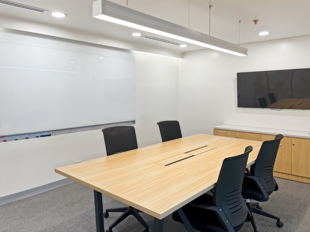 (Category: ) located in . Submitted by regus_official (Listing ID 1403445662, Image 1). Description: .