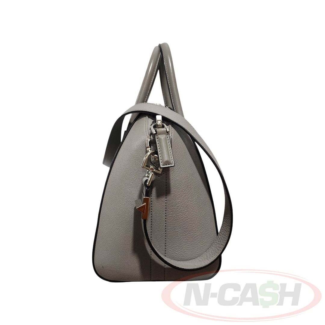 Givenchy Antigona Small Bag in Pearl Grey (Category: Luxury Bags & Wallets) located in Quezon City. Submitted by luxury_by_n-cash (Listing ID 1453470531, Image 3). Description: N-Cash Pawnshop "Instant Cash for Bags, Watches, Cars, and Electronics" https://www.ncash-pawnshop-philippines.com/ Givenchy Antigona Small Bag in Pearl Grey PRE-OWNED Brand: GIVENCHY Measures: 28 × 25 × 15 cm (approx) 4″ Double Handle Drop 20″ Strap Drop, adjustable Mater
