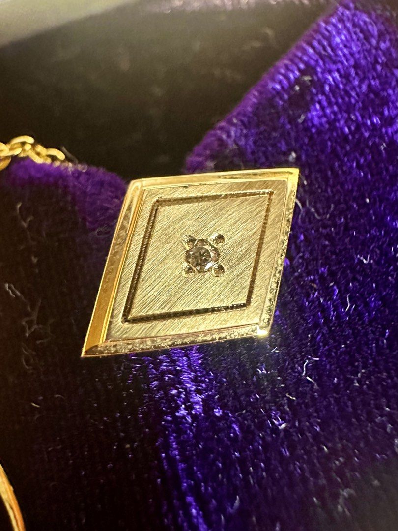 Gold Tone Tac Pin with Real Diamond (Category: Ties) located in Mandaluyong City. Submitted by chyckenwings (Listing ID 1453604883, Image 1). Description: Real Center Diamond With Letter D Markings sa likod SALE! As is where is. First to pay gets the item. No long reservations. Location is in Mandaluyong. Kindly note: Unless stated, items listed have not been tested and are sold as is where is. We source our products from a variety of auctions. W